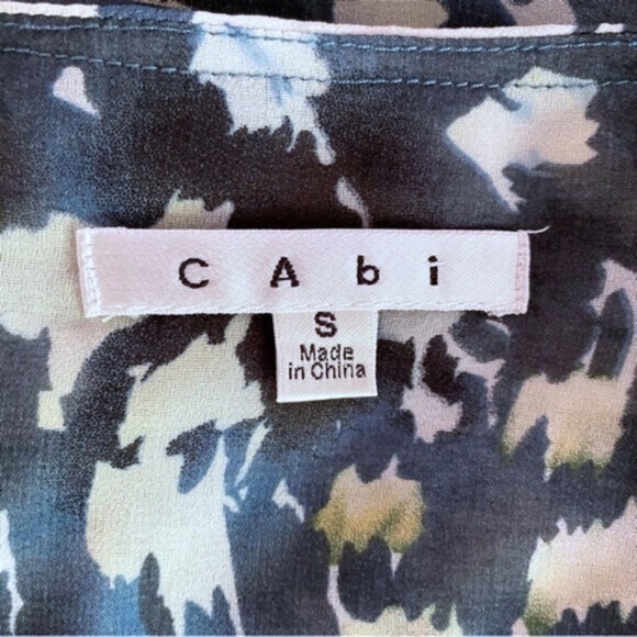 CAbi #416 Avery Tunic Top Blouse Small - Picture 10 of 13